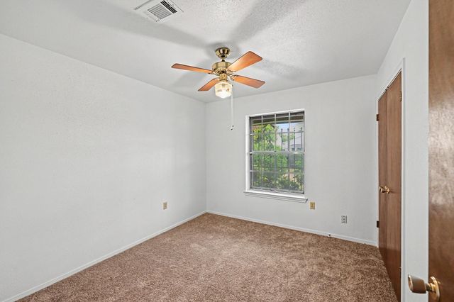 5403 Boots Road, Houston, TX 77091