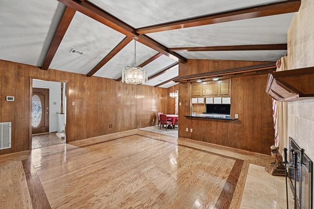 5403 Boots Road, Houston, TX 77091