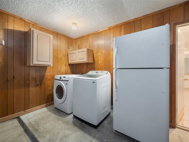 7211 Lakewood DR E118, Austin, TX 78750