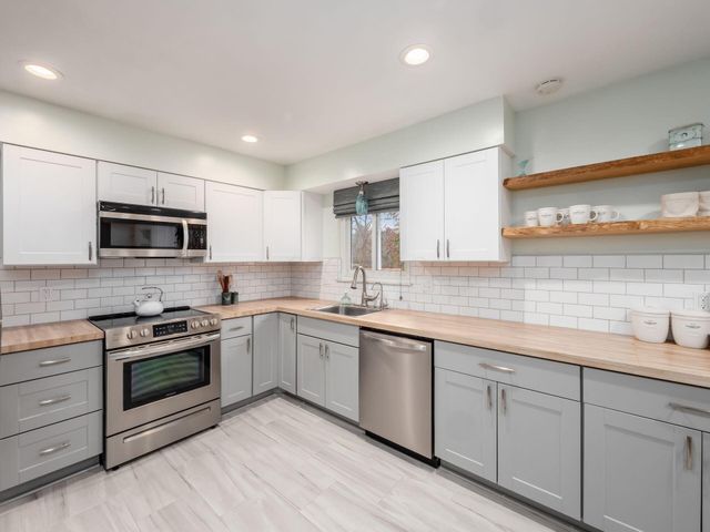 6875 Central College Road, New Albany, OH 43054