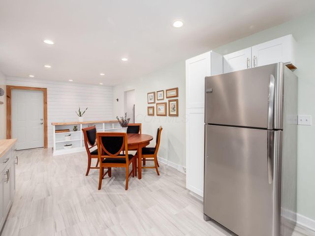 6875 Central College Road, New Albany, OH 43054