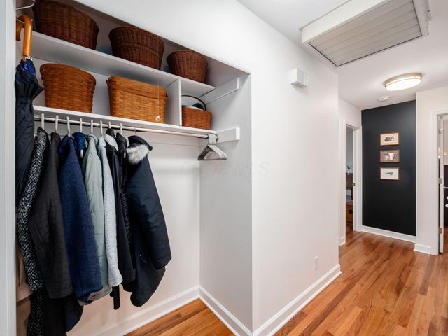 6875 Central College Road, New Albany, OH 43054