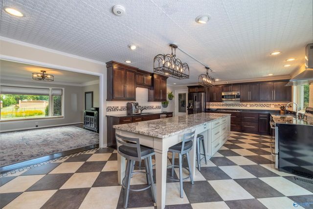 383 B Meadow Wood Road, Gadsden, AL 35901