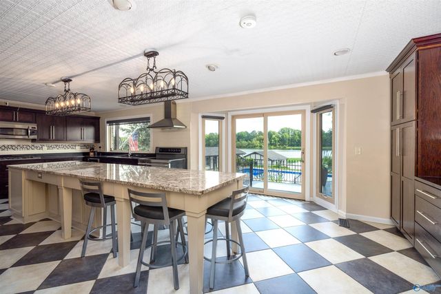 383 B Meadow Wood Road, Gadsden, AL 35901