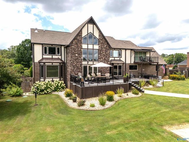 383 B Meadow Wood Road, Gadsden, AL 35901