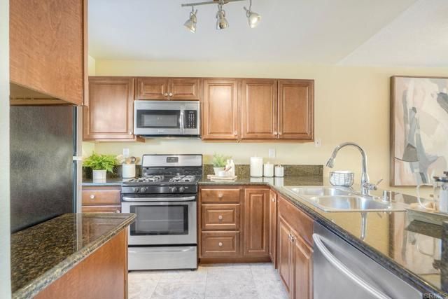 220 S Shorehang Lane, Encinitas, CA 92024