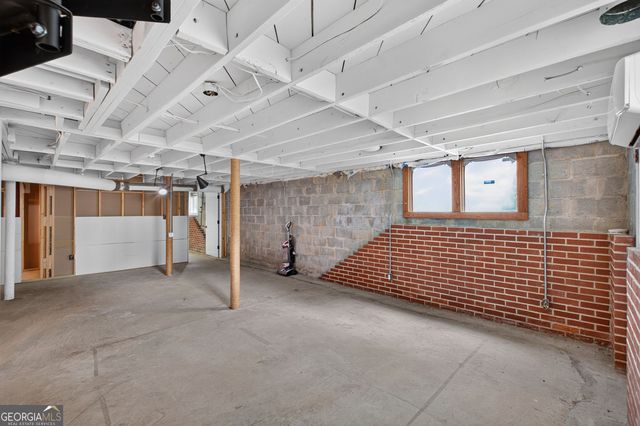 780 North Avenue, Hapeville, GA 30354