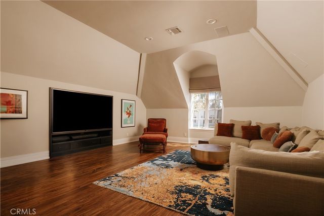 4155 Green Meadow Court, Encino, CA 91316