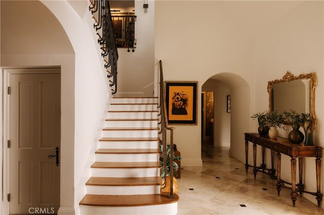 4155 Green Meadow Court, Encino, CA 91316