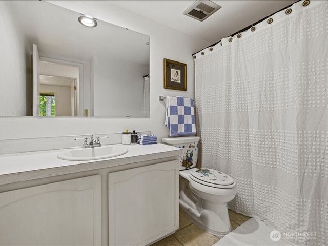 3616 SW 325th Street, Federal Way, WA 98023