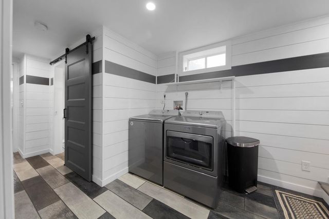 2004 4th Street NW, Faribault, MN 55021