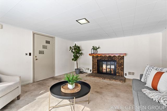 51 Manley Street, Holland, MI 49424