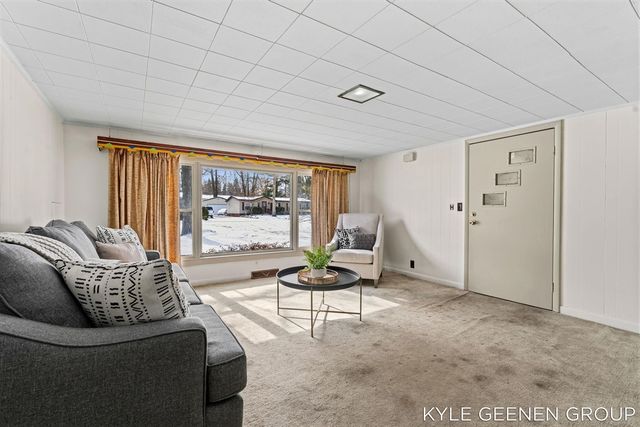 51 Manley Street, Holland, MI 49424