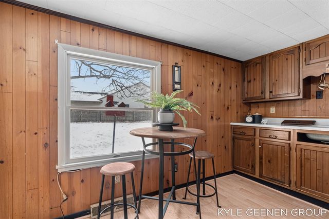 51 Manley Street, Holland, MI 49424