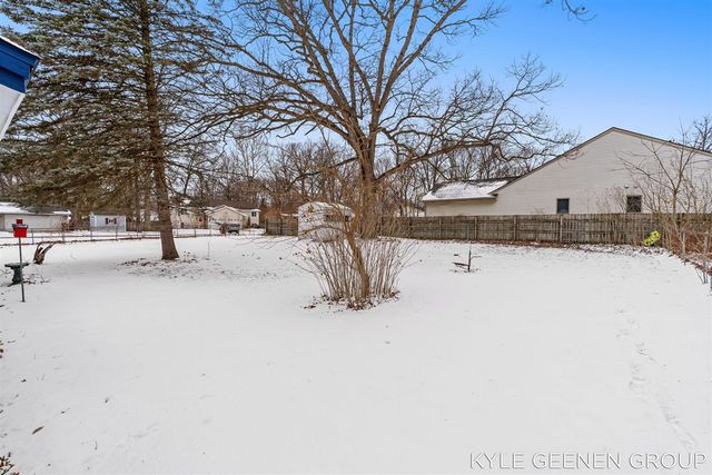 51 Manley Street, Holland, MI 49424