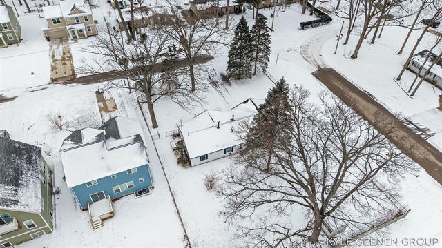 51 Manley Street, Holland, MI 49424