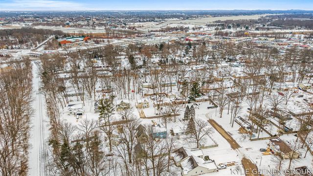 51 Manley Street, Holland, MI 49424