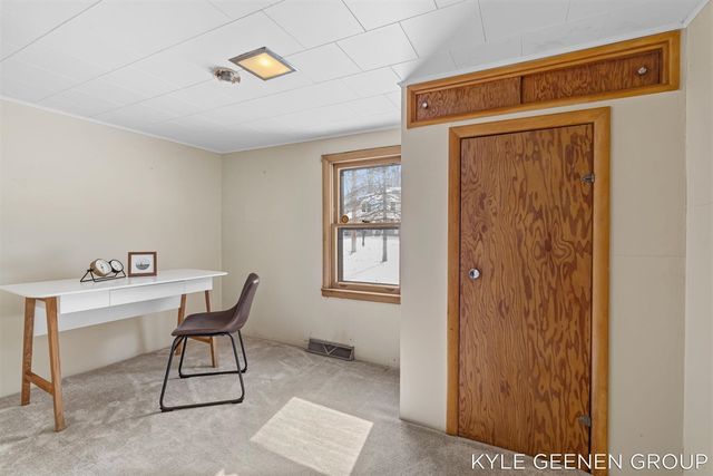 51 Manley Street, Holland, MI 49424