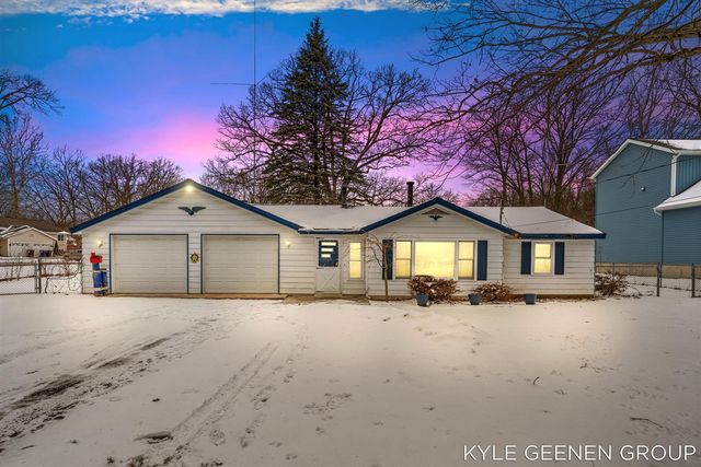 51 Manley Street, Holland, MI 49424