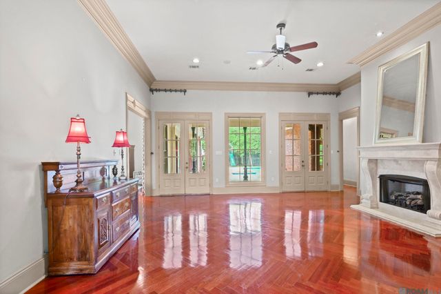 17122 N Lakeway Ave, Baton Rouge, LA 70810