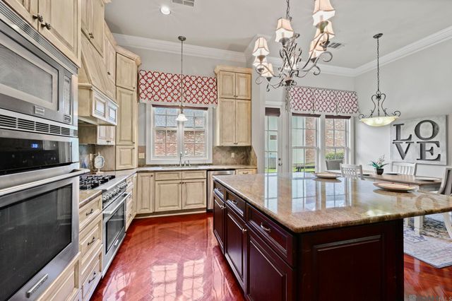 17122 N Lakeway Ave, Baton Rouge, LA 70810