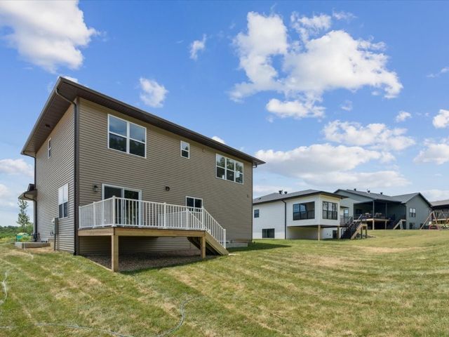 1517 Legend Drive, Tiffin, IA 52340