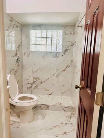 6245 Saxon Boulevard, West Palm Beach, FL 33417