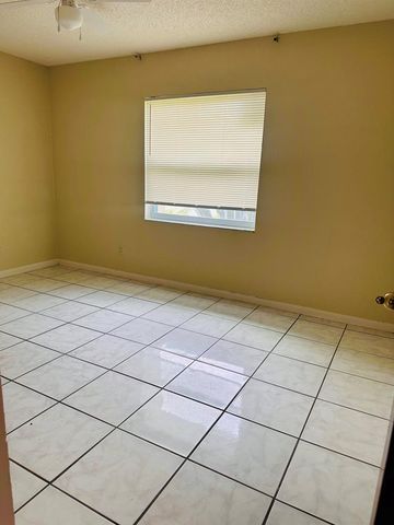 6245 Saxon Boulevard, West Palm Beach, FL 33417