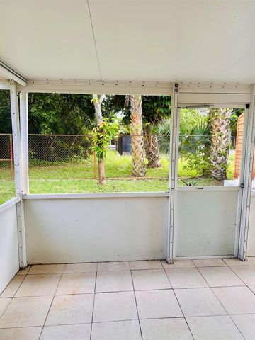6245 Saxon Boulevard, West Palm Beach, FL 33417