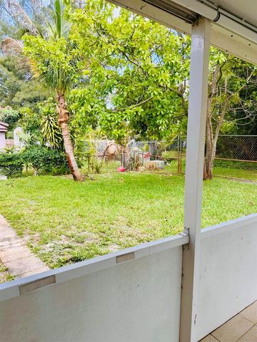 6245 Saxon Boulevard, West Palm Beach, FL 33417