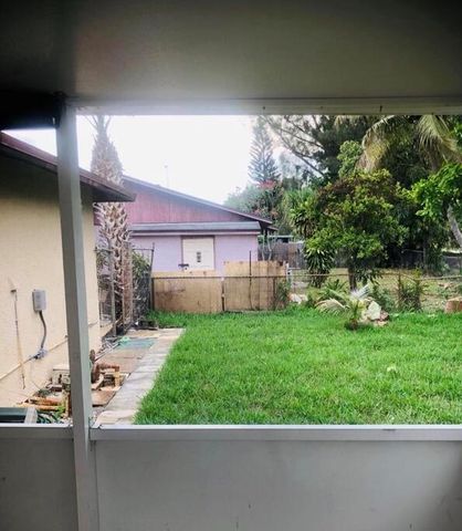 6245 Saxon Boulevard, West Palm Beach, FL 33417