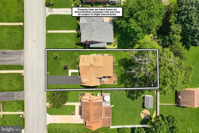 116 GREYSTONE RD, York, PA 17402