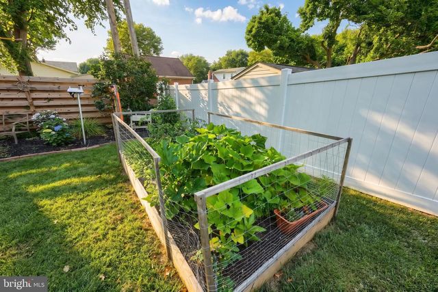 116 GREYSTONE RD, York, PA 17402