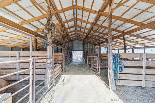 4514 S 4390 Road, Welch, OK 74369