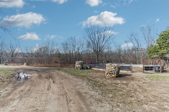 4514 S 4390 Road, Welch, OK 74369