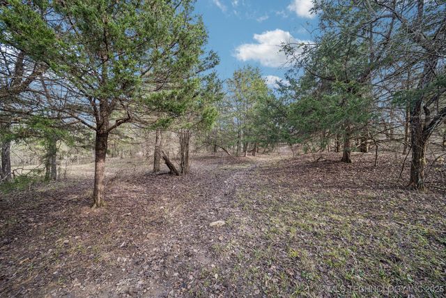 4514 S 4390 Road, Welch, OK 74369