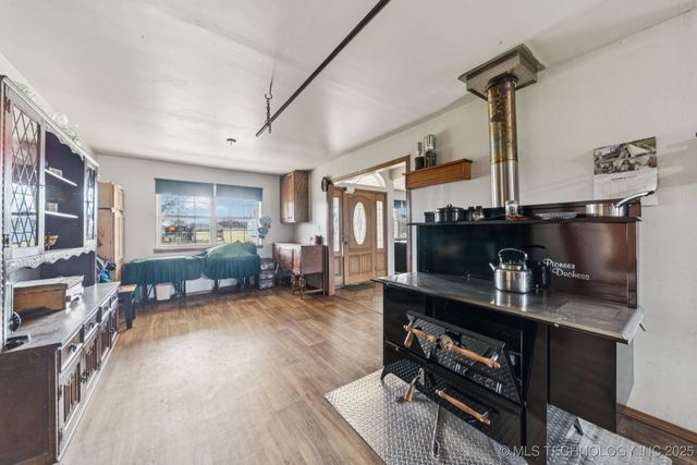 4514 S 4390 Road, Welch, OK 74369