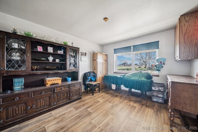 4514 S 4390 Road, Welch, OK 74369