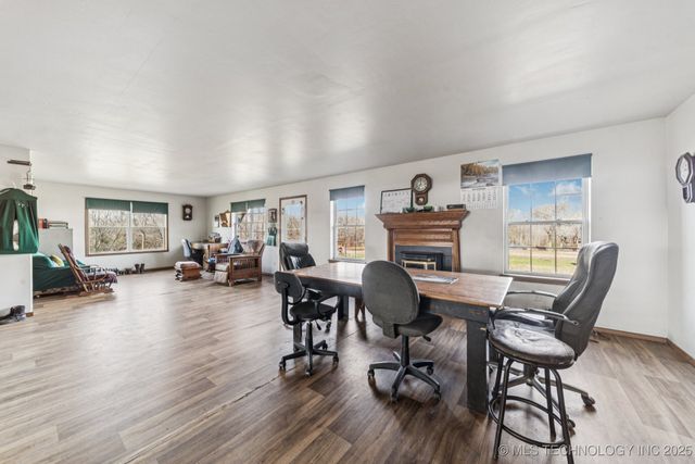 4514 S 4390 Road, Welch, OK 74369