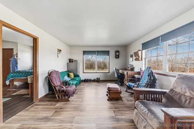 4514 S 4390 Road, Welch, OK 74369