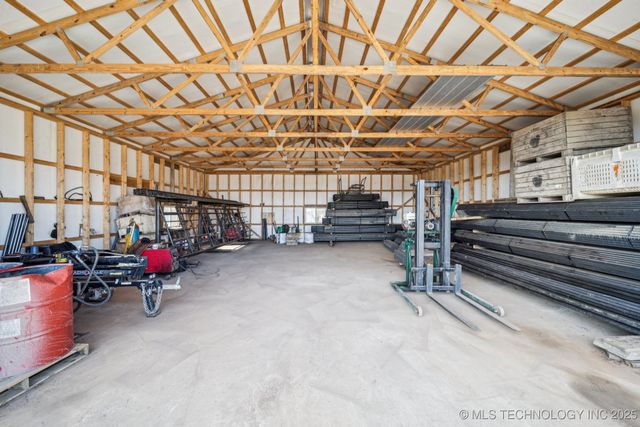 4514 S 4390 Road, Welch, OK 74369