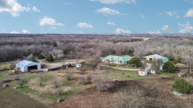 4514 S 4390 Road, Welch, OK 74369