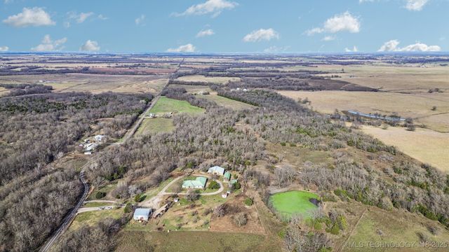 4514 S 4390 Road, Welch, OK 74369