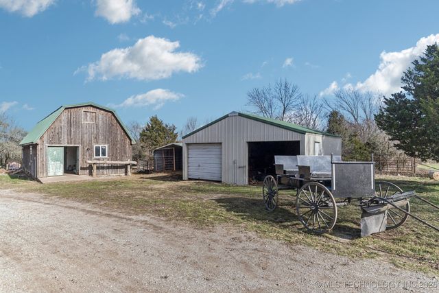 4514 S 4390 Road, Welch, OK 74369