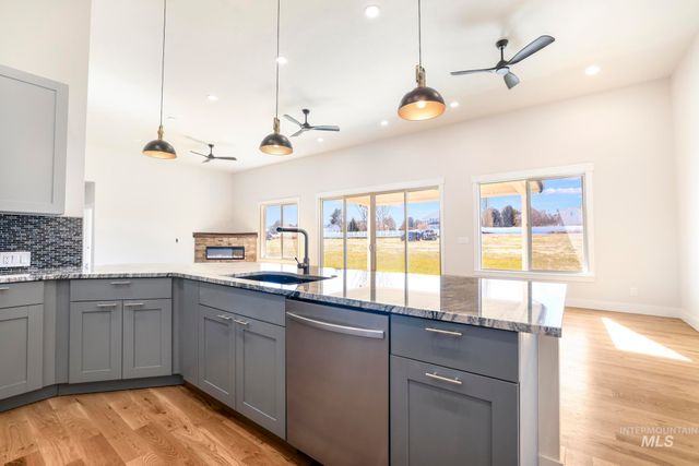 2513 Van Gogh, Twin Falls, ID 83301