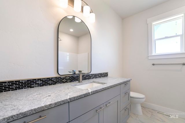 2513 Van Gogh, Twin Falls, ID 83301