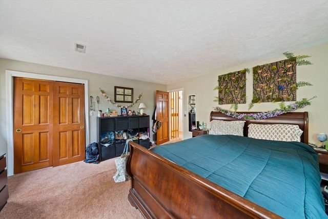 55 Minot Ave 55, Wareham, MA 02571