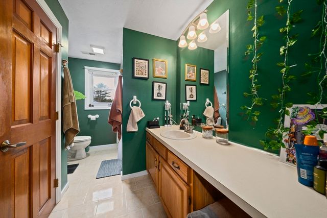 55 Minot Ave 55, Wareham, MA 02571