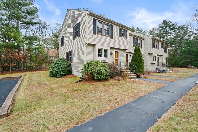 55 Minot Ave 55, Wareham, MA 02571