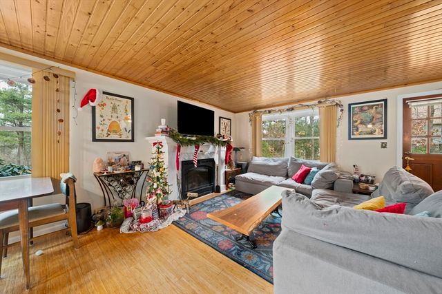 55 Minot Ave 55, Wareham, MA 02571